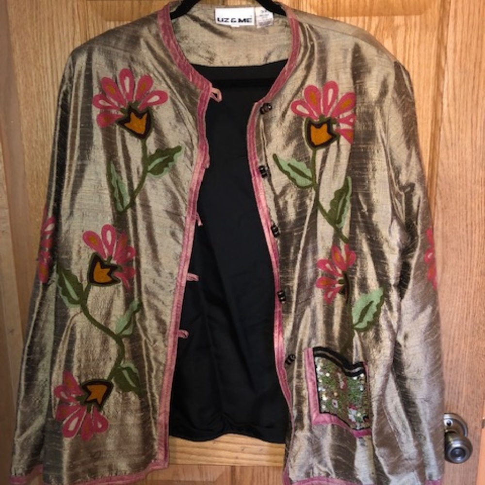 Liz & Me Gold Jacket with Embroidered Flowers